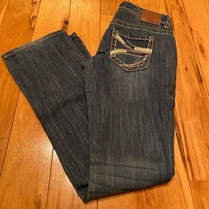 Maurices jeans